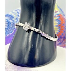Guess Womans Silver Tone Rigid CZ Flower Signature Bracelet UBB215448-L  8" NWT